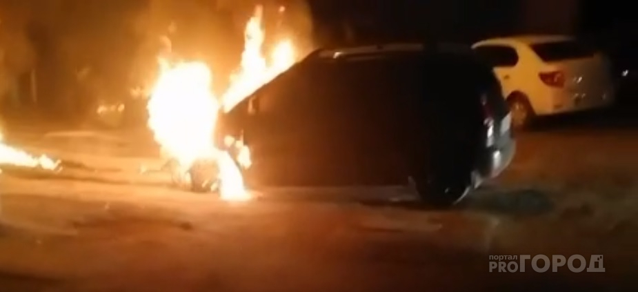 Появилось фото с места, где в Пензе горела машина