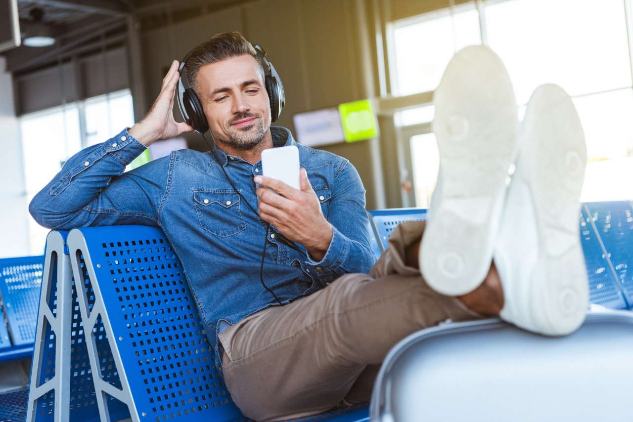 Путешественники могут приобрести SIM-карты Tele2 в аэропортах