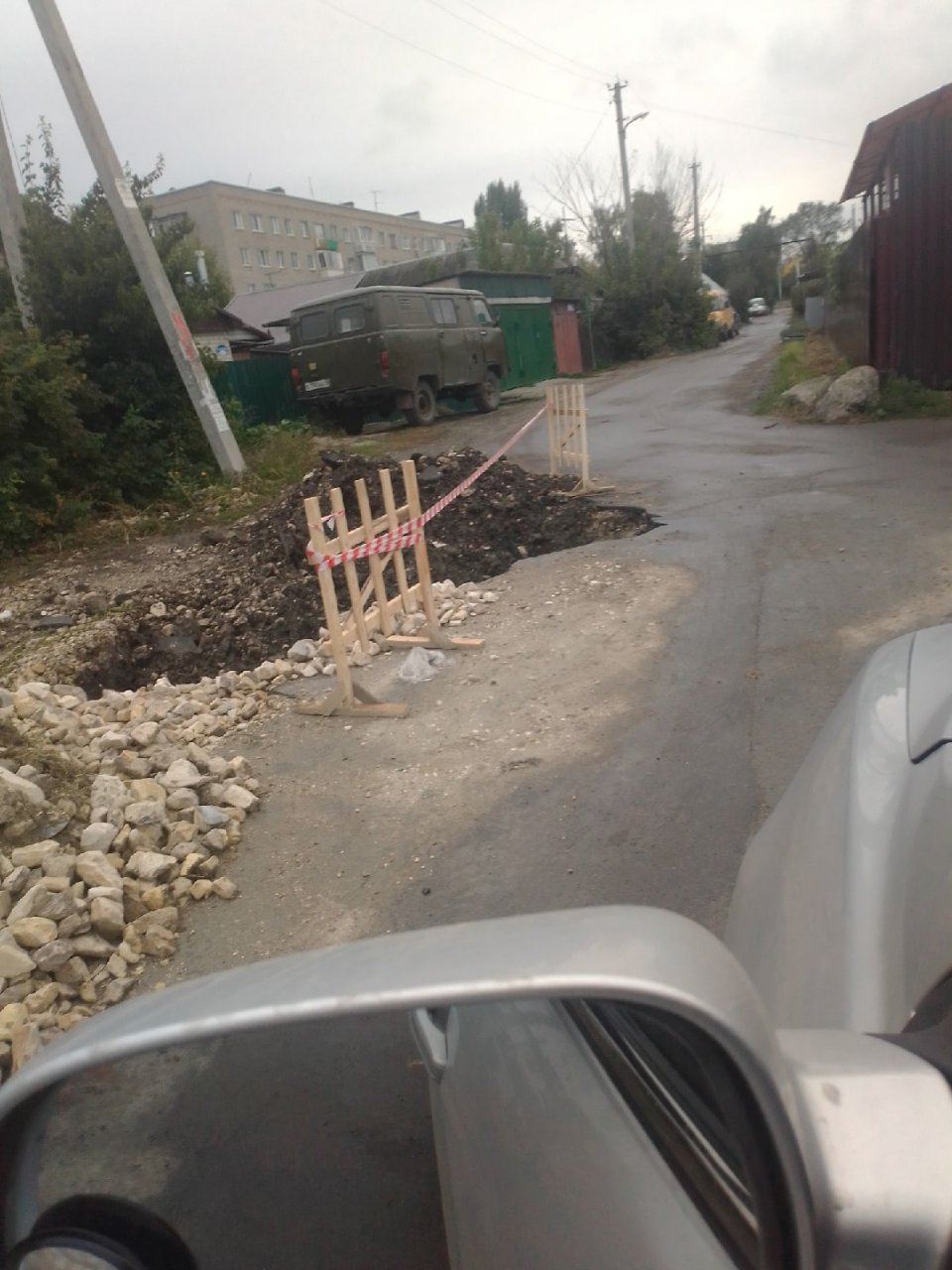 Жители Пензы боятся провалиться в глубокую яму