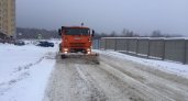 В Пензе устранять последствия снегопада отправили более 100 единиц спецтехники