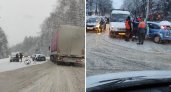 День жестянщика: в Пензе из-за снегопада транспортный коллапс