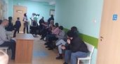 "Забили на слова минздрава": пензенцы продолжают "строить" огромные очереди в больницах
