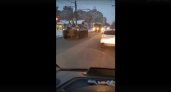 Очевидцы сняли на видео военную технику в центре Пензы