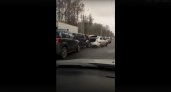 "Паровозик" из машин: очевидцы сняли на видео массовое ДТП на Окружной в Пензе
