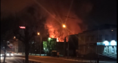На улице Свердлова в Пензе загорелось складское помещение 