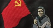 В Пензе шьют рюкзаки с изображением знаменитой бабушки с красным флагом