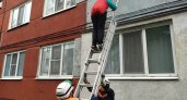 В Пензе спасателям понадобилось альпинистское снаряжение чтобы помочь женщине