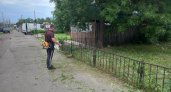 В Ленинском районе Пензы убирают мусор и косят траву