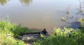 Пензенские водолазы достали из Суры тело утонувшего, которое заметили прямо на поверхности
