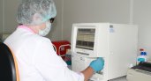 В Пензенском Центре крови появился аппарат, который делает 60 анализов крови в час