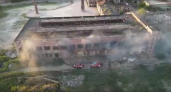 В Никольске загорелся старый заброшенный завод