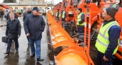 В Пензе губернатор осмотрел новую коммунальную технику, которую приготовили к зиме