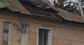 В Пензе у жильцов многоквартирного дома на улице Леонова снесло крышу 