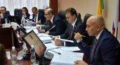 Значок депутата городской Думы Пензы получил Владимир Быстряков 