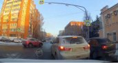В центре Пензы произошло жуткое ДТП с пешеходом - видео