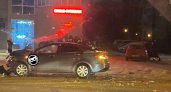 В Пензе на Южной поляне столкнулись два автомобиля