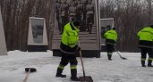 В Пензе 107 коммунальщиков и 82 спецмашины борются со льдом на дорогах и тротуарах