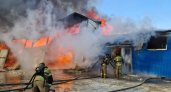 В Кузнецке 48 человек тушили загоревшуюся мебельную фабрику 