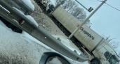 На выезде из Пензы разбилась фура