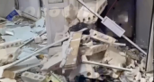 Появилось видео с ТЦ "Шуист", где неизвестные взорвали банкомат и украли деньги 