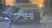 В Пензе на улице Пушкина столкнулись внедорожник и мотоцикл 