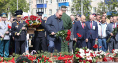 Первые лица Пензенской области возложили цветы к мемориалу Колокол памяти в День Победы