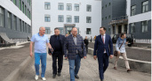 Вячеслав Тимченко побывал на месте строительства современной школы в Спутнике