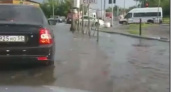 В Пензе после ливня затопило дороги и дворы
