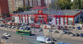 25 пожарных тушили ТЦ Куб на Терновского в Пензе 