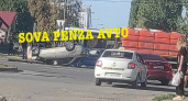 В Пензе на проспекте Строителей перевернулось авто