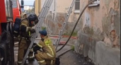 В Пензе на Кураева из горящего дома эвакуировали 10 человек, погиб 1 мужчина