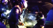 Пензенские спасатели вытащили зажатого в авто водителя после ДТП на дороге Пенза-Кондоль 