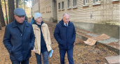 Златогорский проверил, как идут ремонтные работы в лагере «Луч»