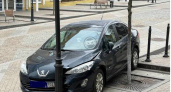 Водитель Peugeot врезался в столб на Московской в Пензе 