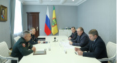 В правительстве прошла встреча Мельниченко с командующим Приволжским округом Росгвардии