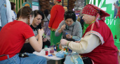 На выставке «Россия» в павильоне Пензенской области гости раскрашивали абашевские игрушки