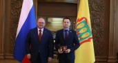 Мельниченко вручил 83 жителям Пензенской области государственные и региональные награды
