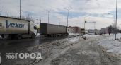 Пензенцы жалуются на припаркованные фуры, перекрывающие остановки в Арбеково 