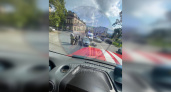 К месту ДТП с легковушкой и скутером на Лермонтова в Пензе приехали спасатели