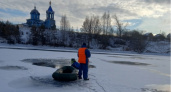 Пензенские водолазы извлекли тело мужчины из пруда в селе Русская Норка