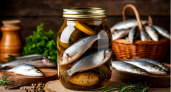 Все подруги давно делают по моему рецепту: селёдка пряного посола вкуснее, чем с рынка, — нужно знать одну хитрость 