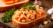 Вкуснейшая намазка на хлеб из 3 ингредиентов: нежнее сливочного масла – хит этой зимы  