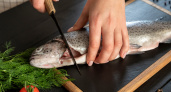 Как убрать кости из речной рыбы за 5 минут: запомните способ профессиональных поваров