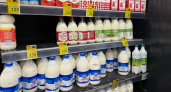 Подкрашенная вода с кишечной палочкой: 7 марок молока попали в черный список Роскачества — не берите даже по акции
