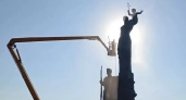 В преддверии Дня Победы в Пензе вымыли Монумент воинской и трудовой славы 