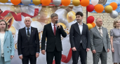 Для школьников Кузнецка прозвенел последний звонок