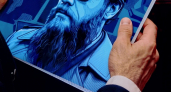 Гигантские головы классиков в очках: ВТБ представил стенд на ПМЭФ-2026