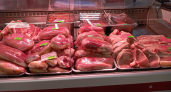 Почему в России свинина стала дешевле курицы: спросили мясника - ответ по-настоящему удивил