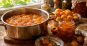 Варю абрикосовое варенье с дольками ленивым методом: на вкус как медовый нектар - янтарное, с густым ароматным сиропом