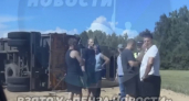 Стали известны загадочные детали жесткого ДТП с перевернувшимся КамАЗом под Пензой